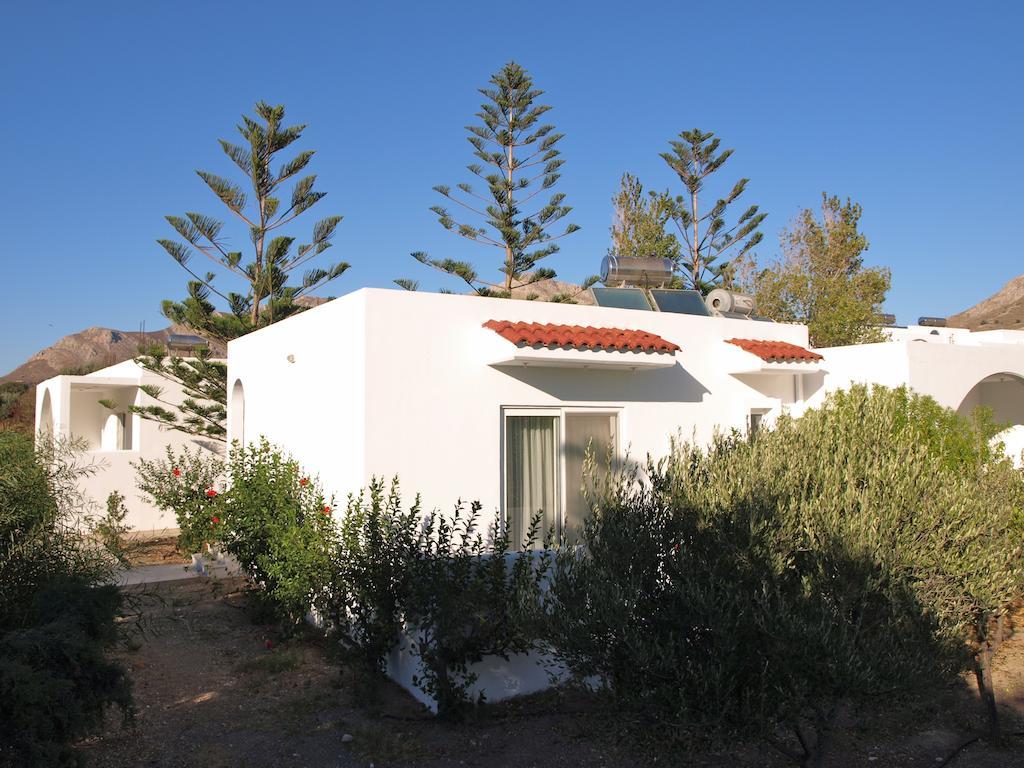 Eristos Beach Hotel Megalon Chorion  Екстер'єр фото